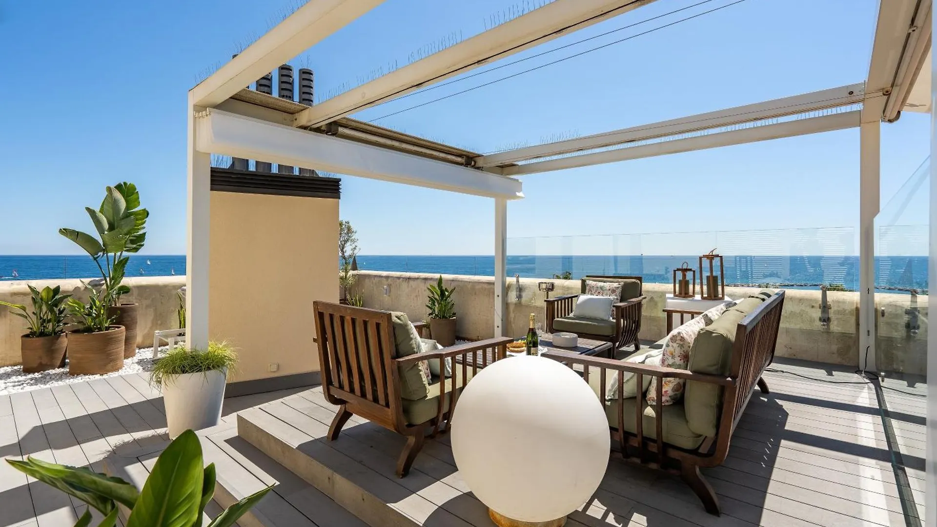 Apartmán Kronos On The Beach Attic Suite Barcelona