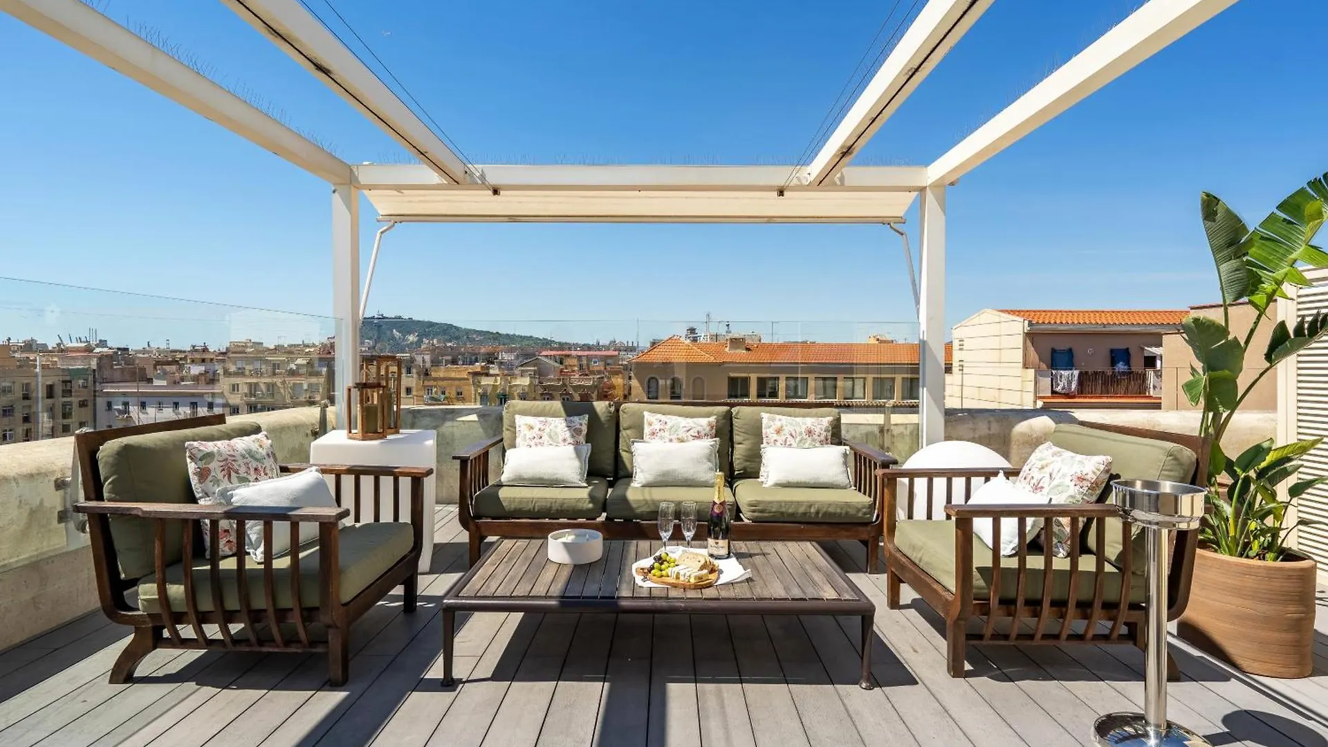 Kronos On The Beach Attic Suite location